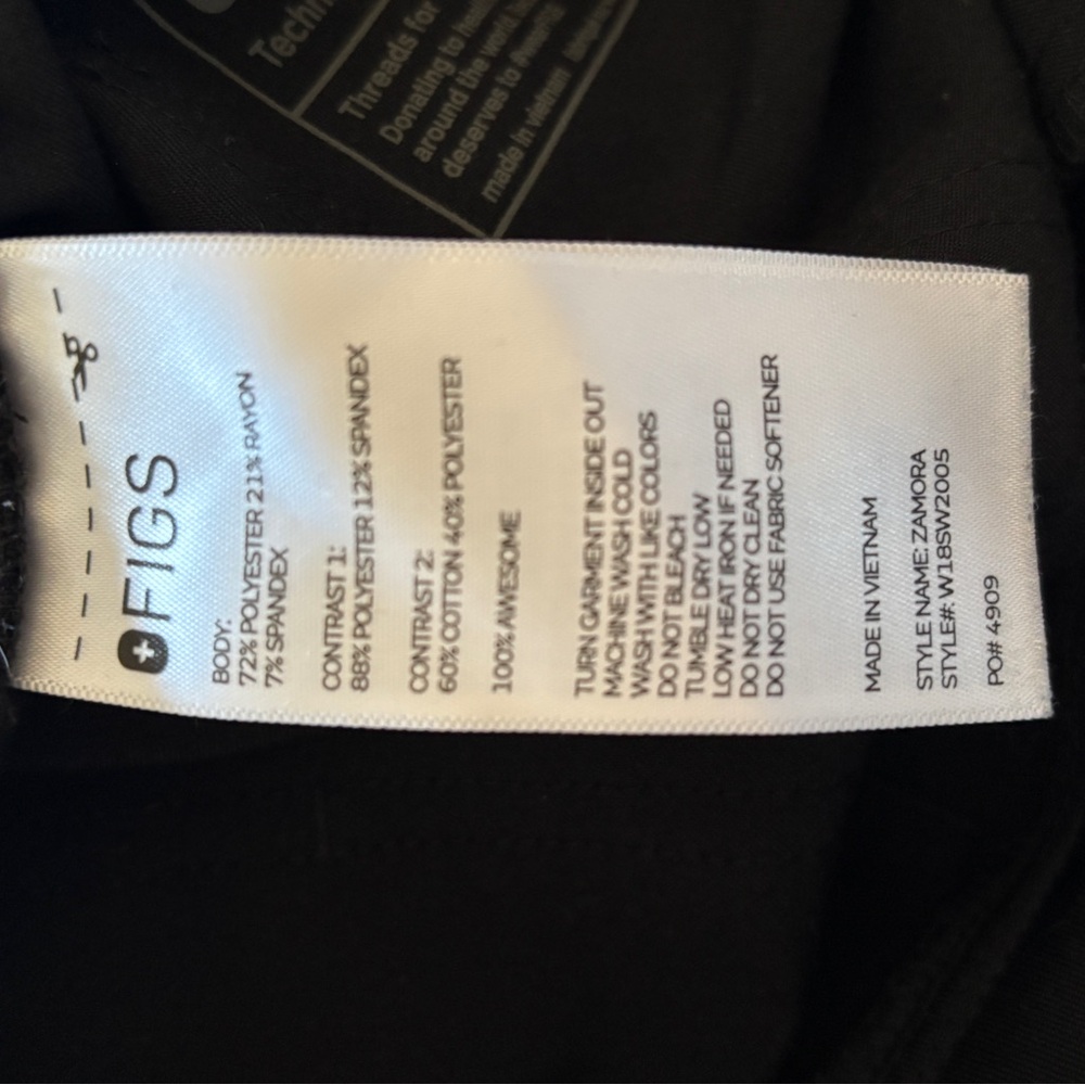 Figs Women Zemora Joggers in Black - Picture 4 of 4